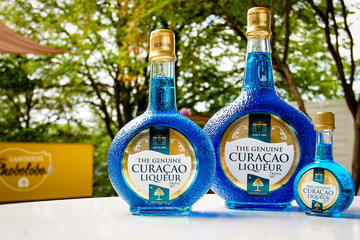 Blue Curaçao Cocktail Expererience